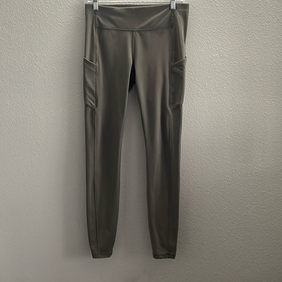 lululemon athletica Pants - Lululemon Speed Up Mid Rise Legging Size 8